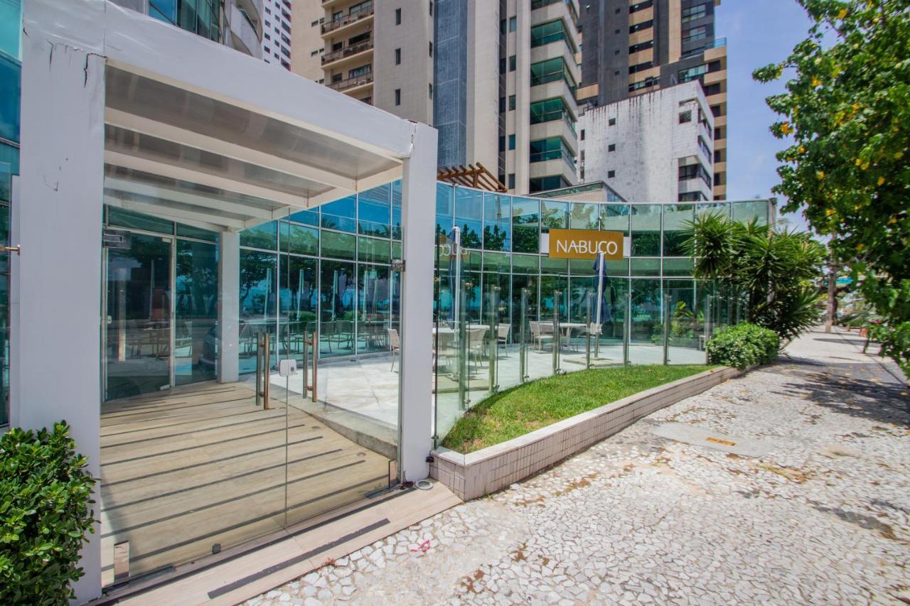 Flat Beira Mar Radisson Apartamento *